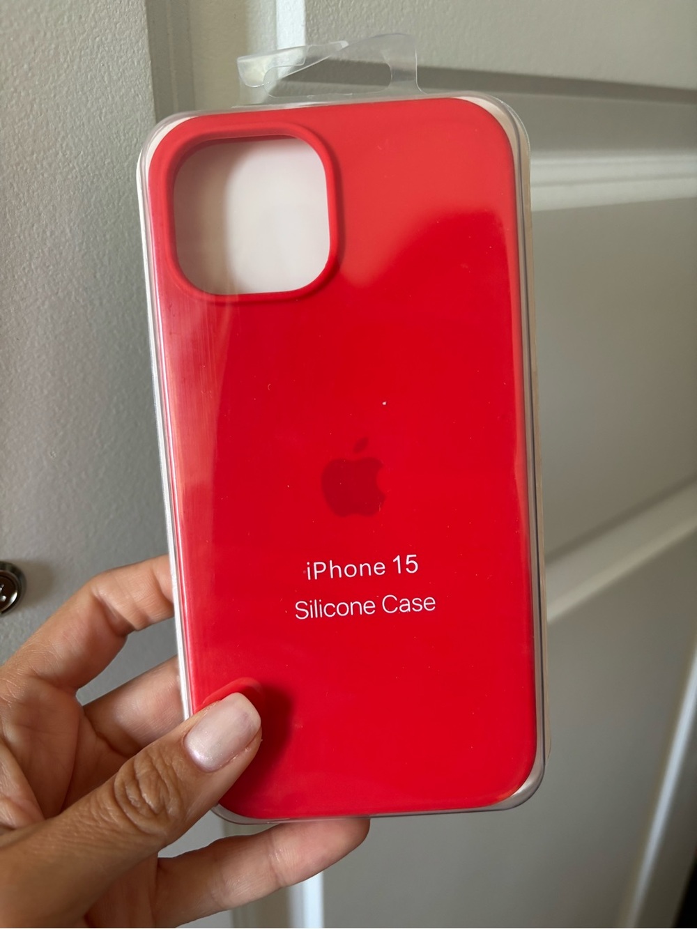 “Apple” iPhone 15 Silicone Case - Bright Red